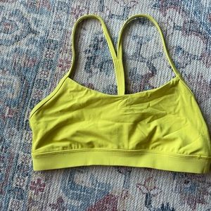 Lululemon Flowy Nulu Bra